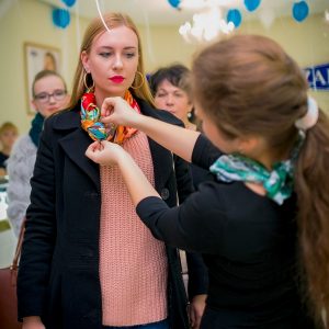 Tying scarves master class in Odessa