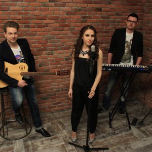 музыкальная группа Одесса, живая музыка в Одессе, вокалистка на мероприятие в Одессе